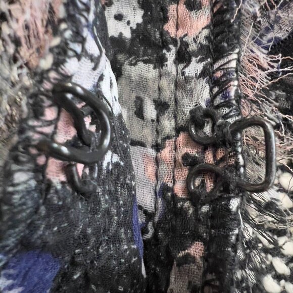 BCBGeneration Tweed Knit Sleeve Jacket Blazer S Black White Floral Trim - Picture 7 of 10